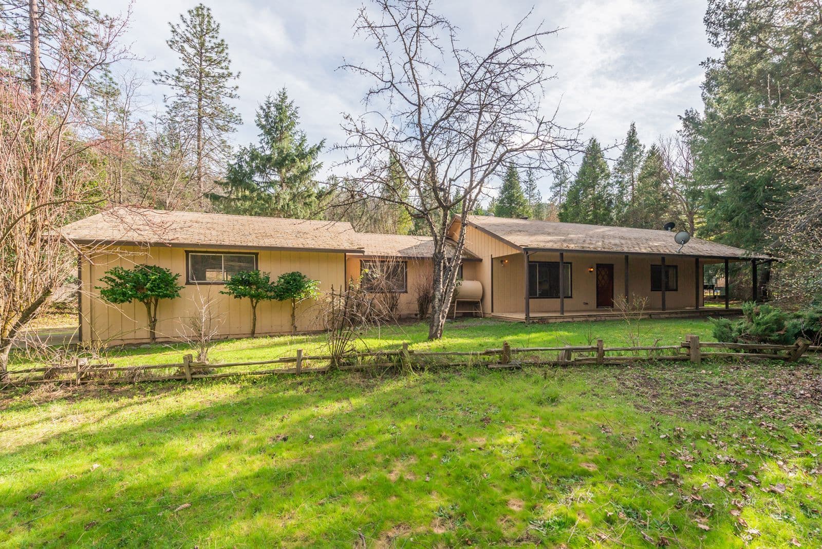 376 Mountain View Dr