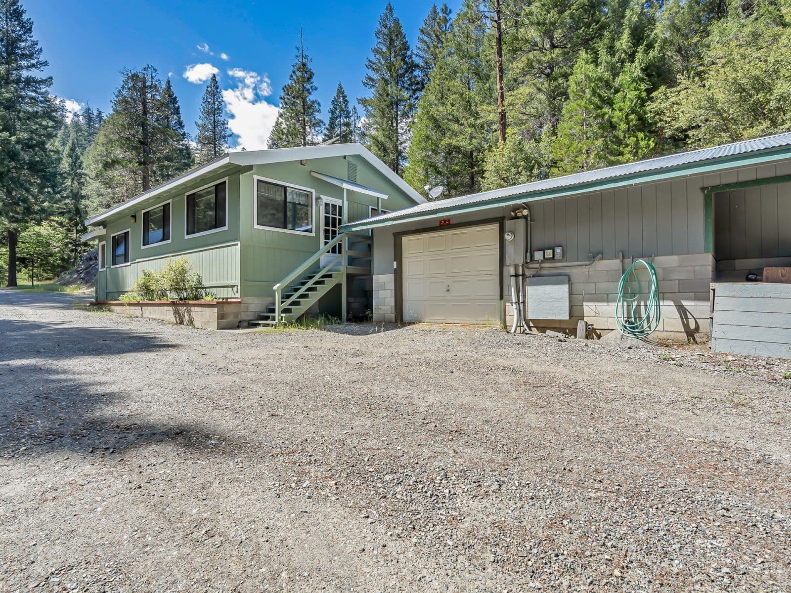 211 Strope Creek Rd 3