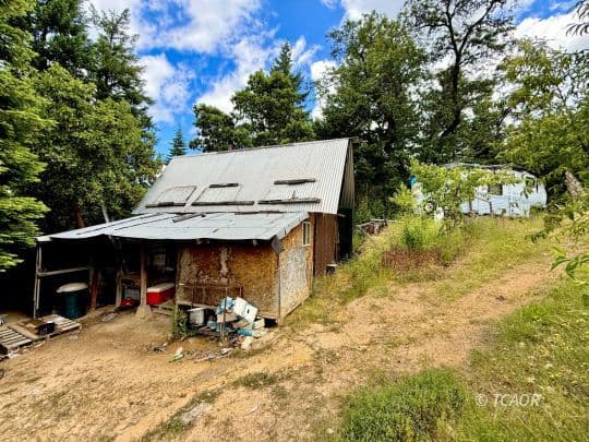255 Powerline Rd