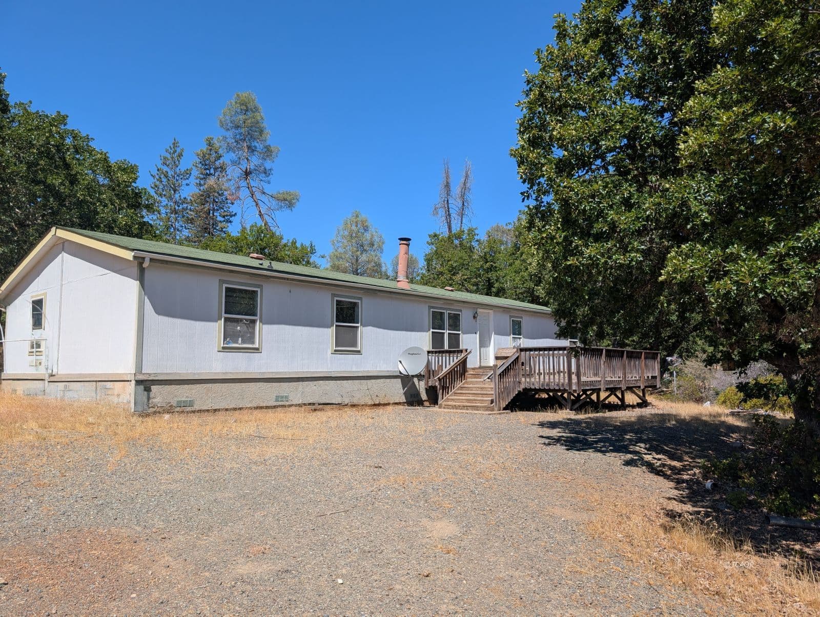 347 Buck Ln