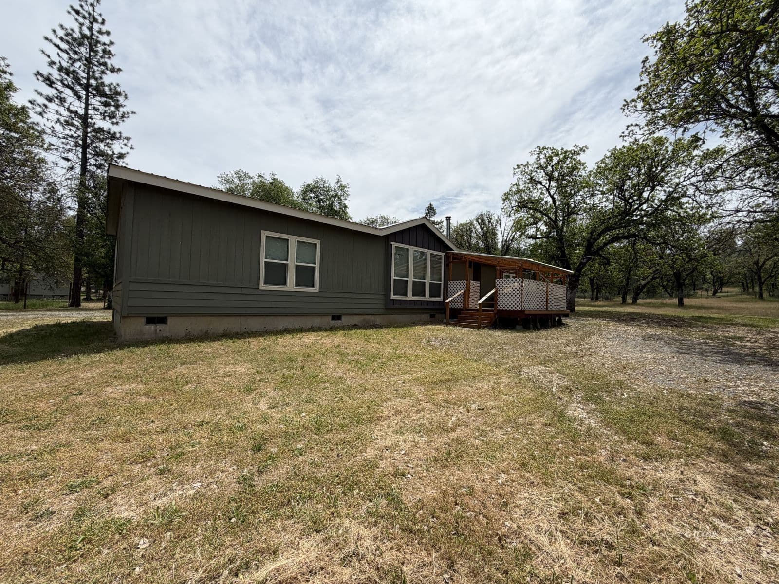 241 Madrone Ave