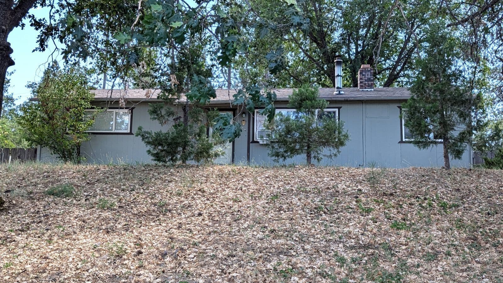 39 Pine Ave 2