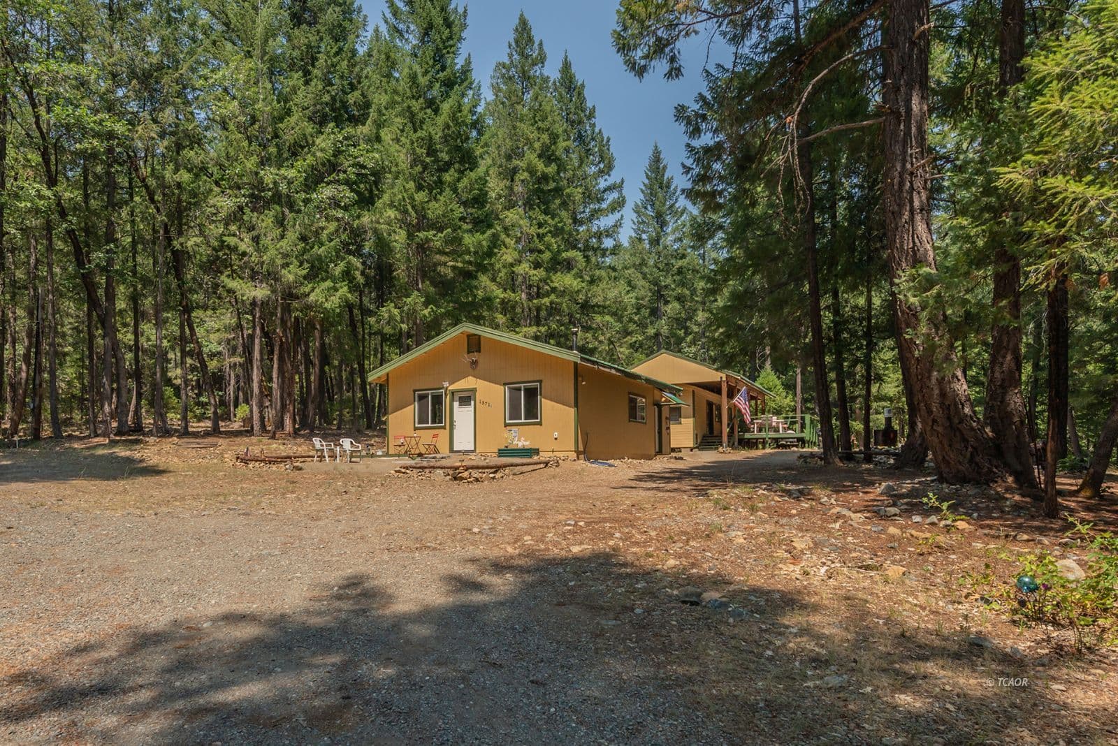 1371 Eagle Creek Loop Rd